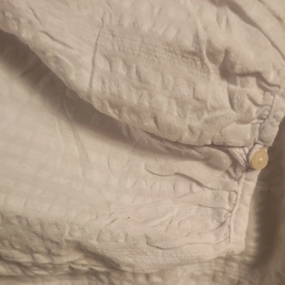 Old Navy White Textured V-Neck Peasant Blouse - 2x